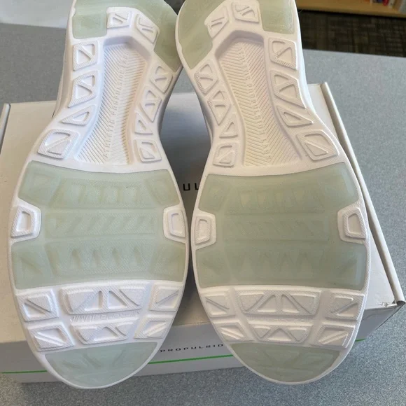 APL Black and Gray Techloom Breeze - Picture 6 of 10